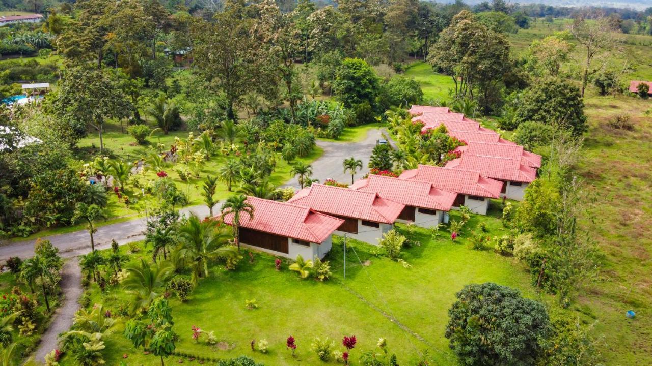 Arenal History Inn La Fortuna Bagian luar foto